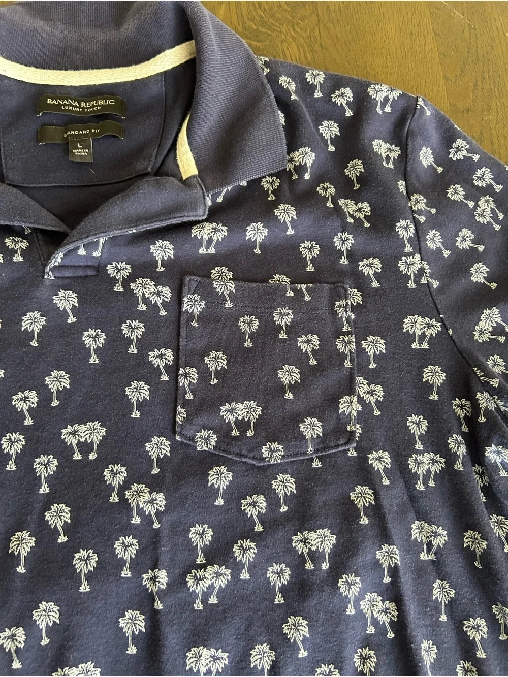 Banana republic navy white palm tree print short sleeve polo shirt
